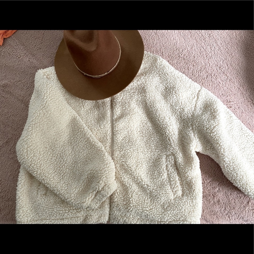 Sherpa cream bomber jacket - Picture 2 of 3